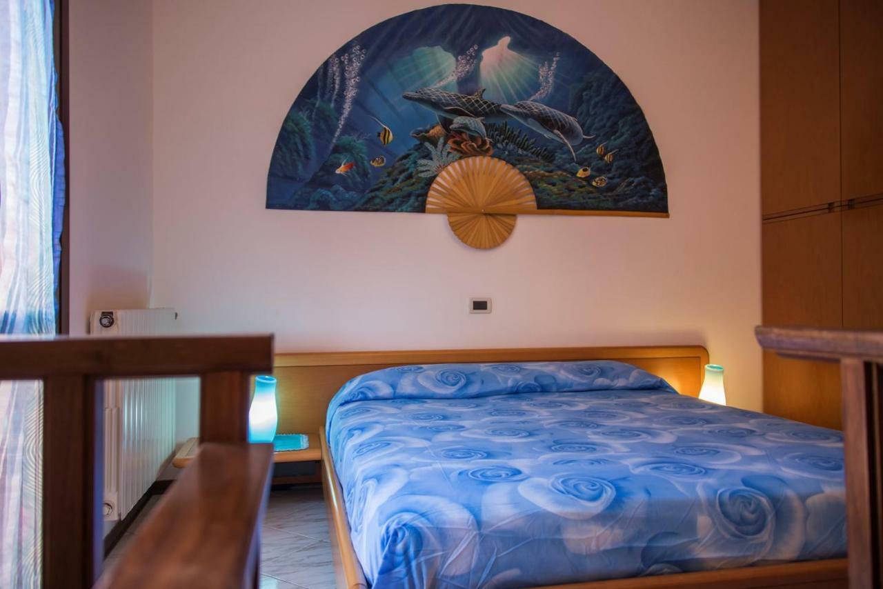 Appartamenti La Casina Порто-Аццурро Екстер'єр фото